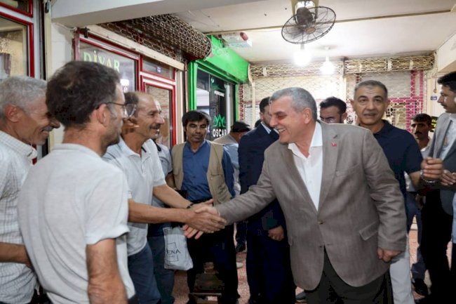 Başkan Beyazgül’den pasaj esnafına ziyaret