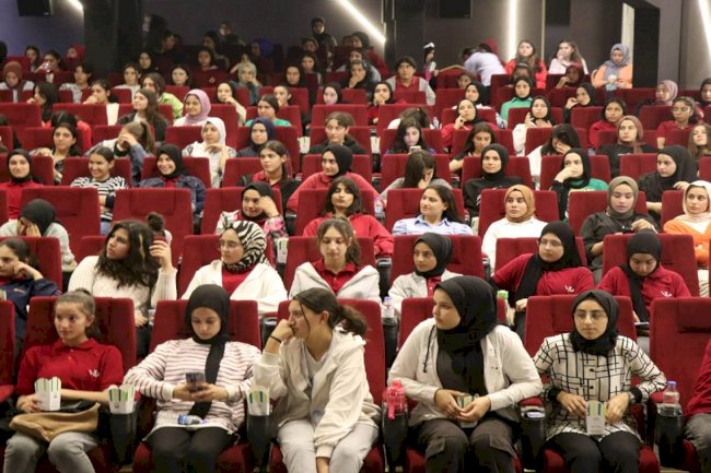 Büyükşehir'den öğrencilere dijital sinema etkinliği