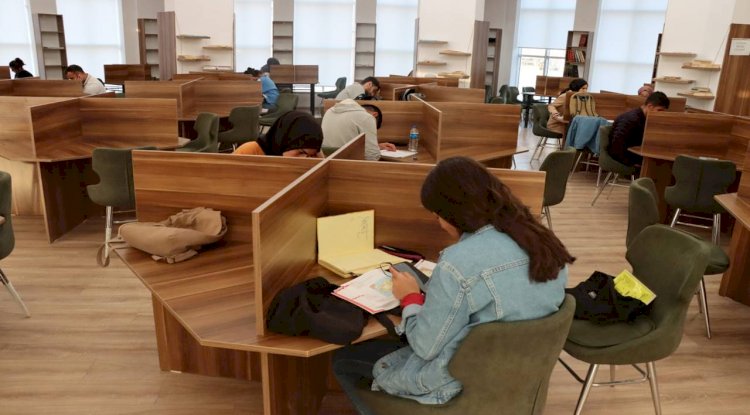 Ara tatilde kütüphanelere yoğun ilgi