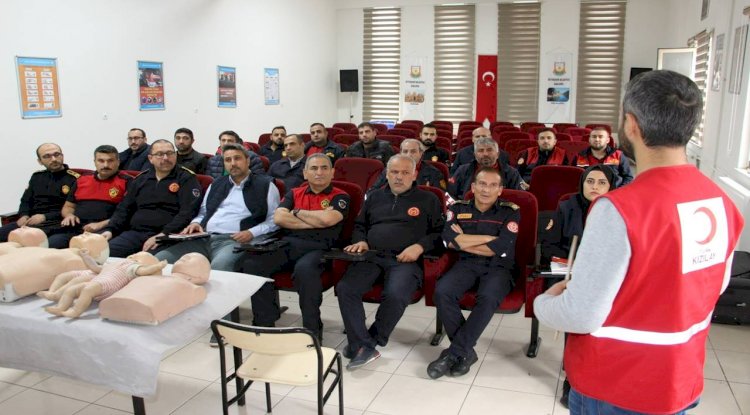 İtfaiye personellerine ilk yardım eğitimi