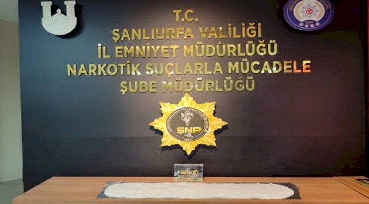 Urfa'da bir araçta 3 kilo metamfetamin ele geçirildi!