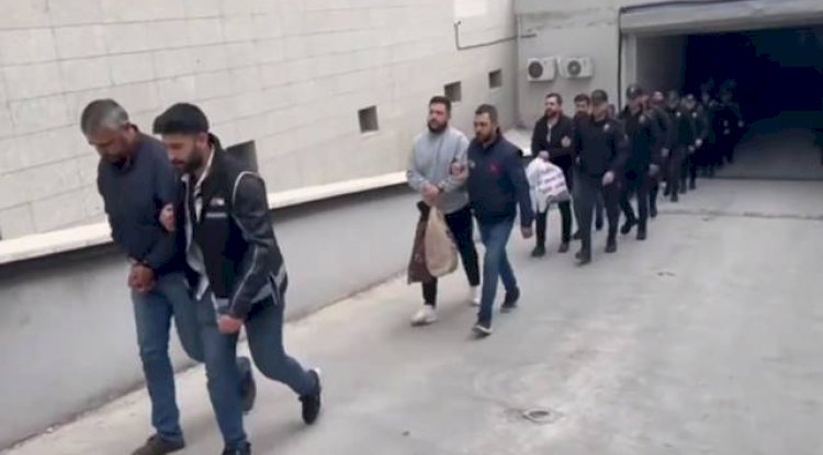 49 göçmen kaçakçılığı organizatörü ve 142 düzensiz göçmen yakalandı