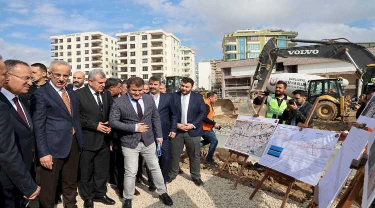 Bakan Uraloğlu, Şanlıurfa'daki yol çalışmalarını inceledi
