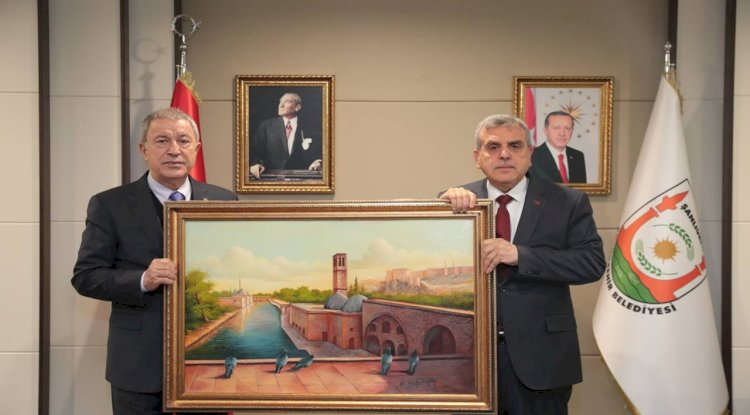 Hulusi Akar'dan Başkan Beyazgül'e ziyaret 