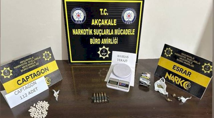 Akçakale'de bir iş yerine baskın! 3 zehir taciri yakalandı