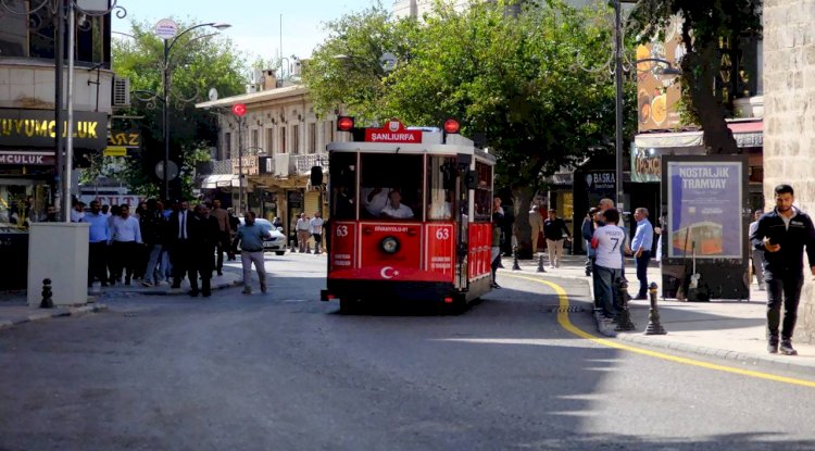 Şanlıurfa'da Divanyolu Yayalaştırma Projesi İle Tarihi Bölge Canlanıyor
