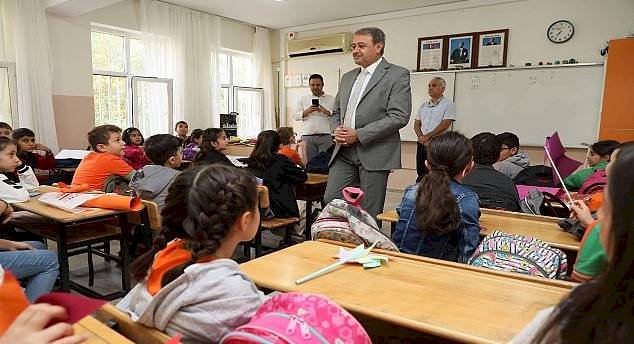 Vali şıldak: Eğitimin her yönüyle gelişmesi için çalışıyoruz