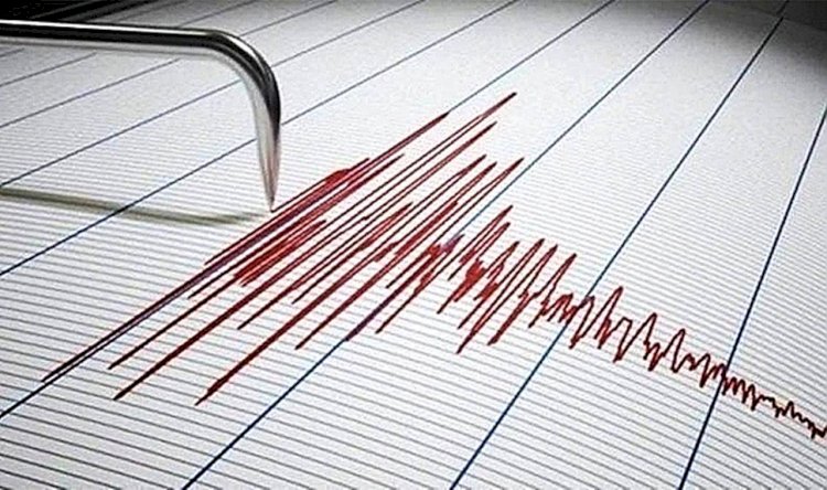 4.2 büyüklüğünde korkutan deprem!