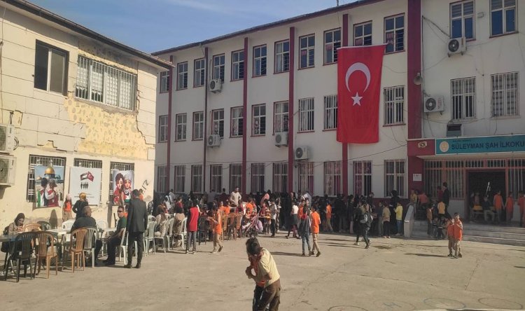 Akçakale'de Gazze için kermes düzenlendi