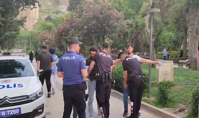 Urfa'da binlerce şahıs sorgulandı! 18 aranan şahıs yakalandı