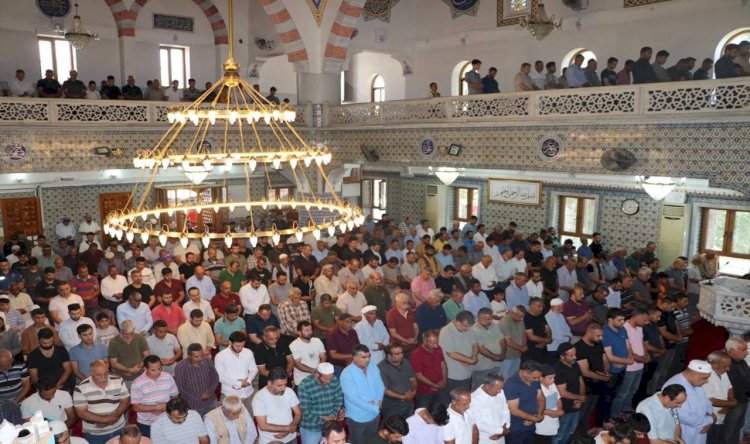 Şanlıurfa'da Gıyabi Cenaze Namazı Kıldırıldı