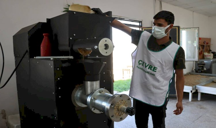 Şanlıurfa'da Atıklar Can Dostlara Mama Oluyor