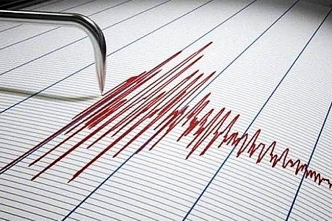 4.2 büyüklüğünde korkutan deprem!