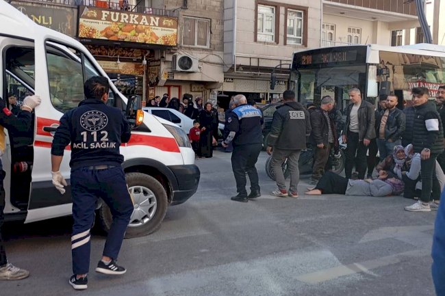 Urfa'da Bir Kadına Araç Çarptı! 