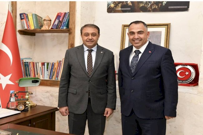 Vali Hasan Şıldak'tan AK Parti MKYK Üyesi Mehmet Ali Kurt'a Ziyaret 