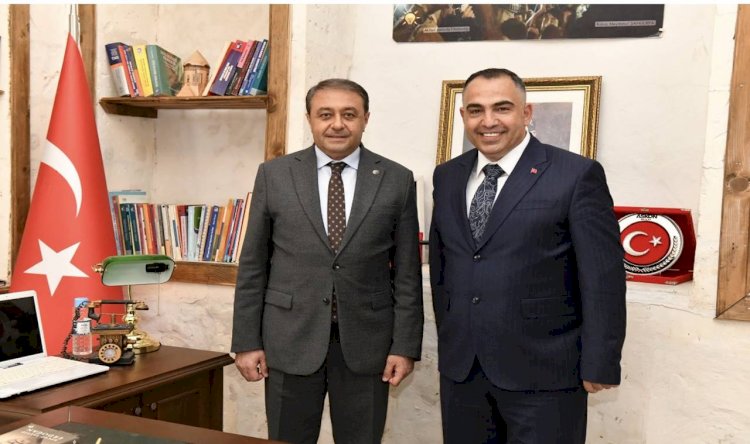 Vali Hasan Şıldak'tan AK Parti MKYK Üyesi Mehmet Ali Kurt'a Ziyaret