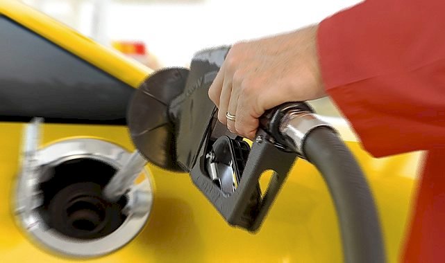 Motorin ve LPG'ye İndirim Geliyor